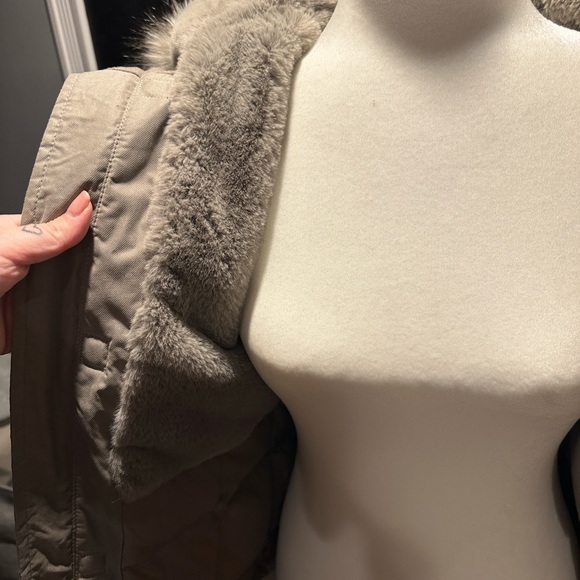 SOLD - Picture 3 of 9